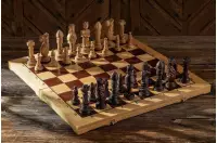 DUŻE SZACHY DĘBOWE (64,5x65cm) intarsjowane, rzeźbione, drewniane